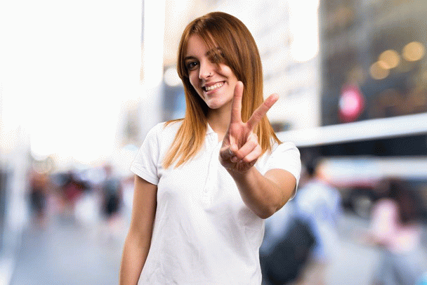 چت جی پی تی: دروازه‌ای به سوی فرصت‌های کسب درآمد در سال 1404 (25 ایده + 12 روش اصلی)